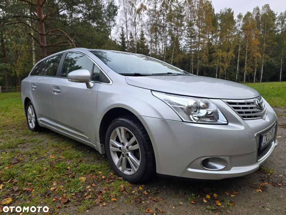 Toyota Avensis 2.0 D-4D - 8