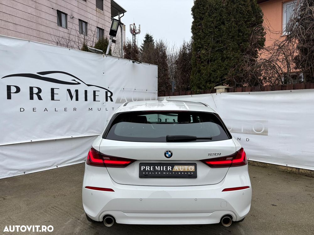 BMW Seria 1 120i Aut. Sport Line - 5