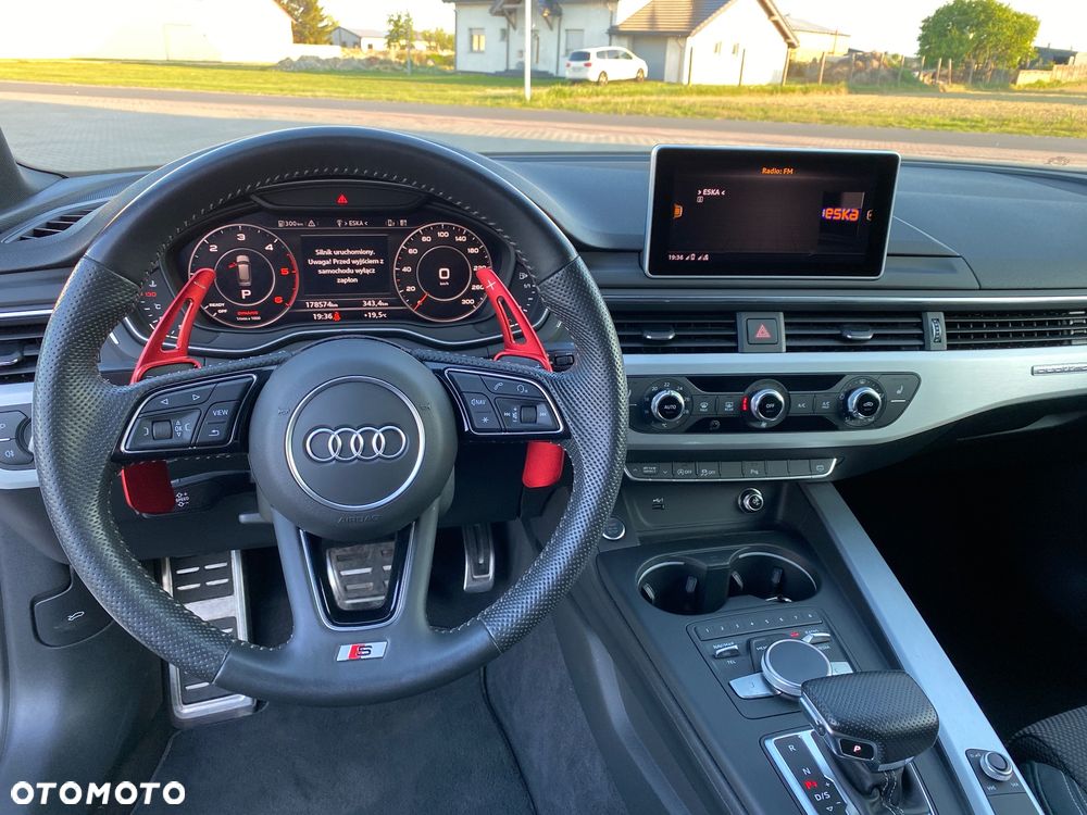 Audi A4 Avant - 8