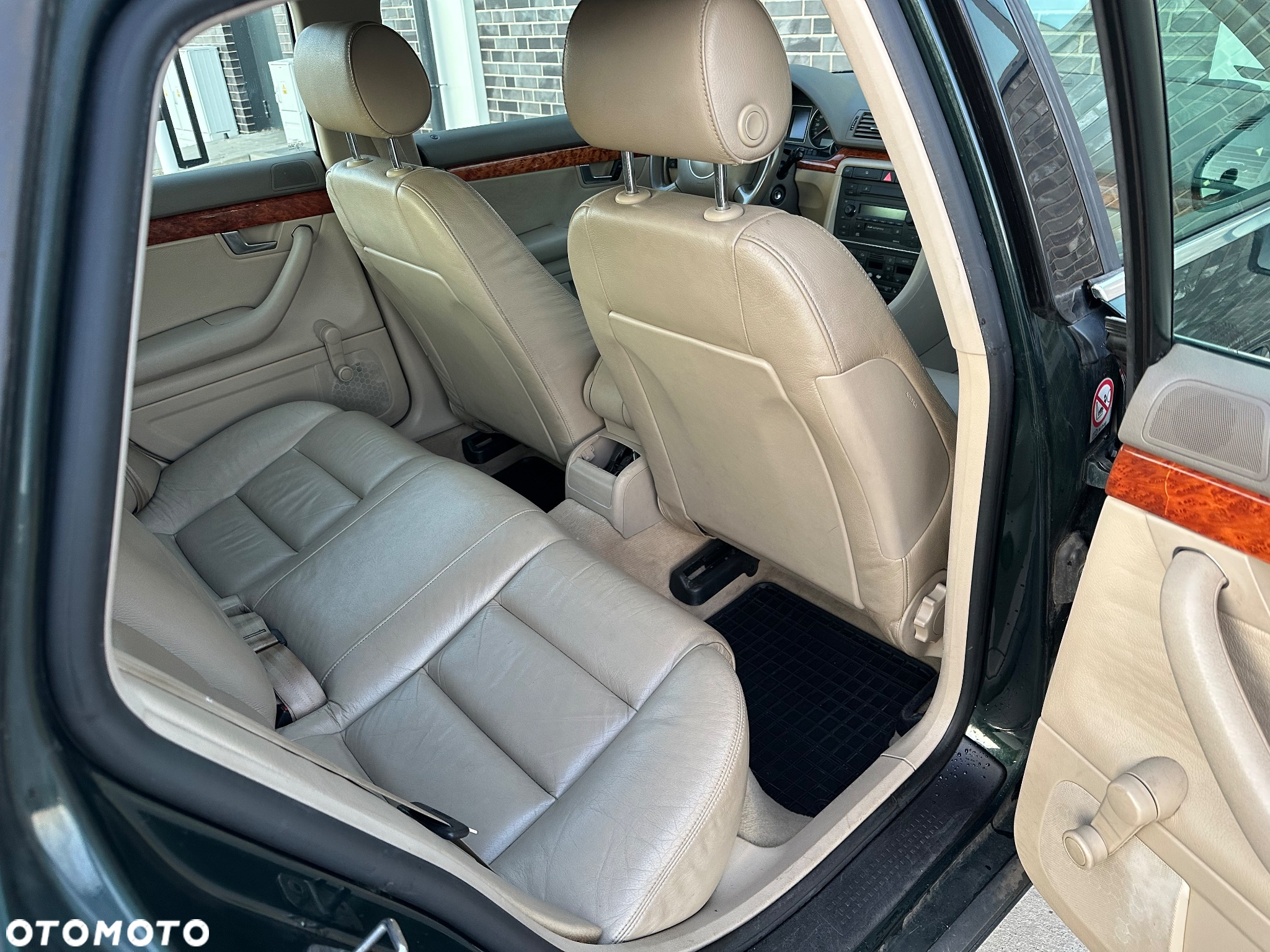 Audi A4 1.6 - 13