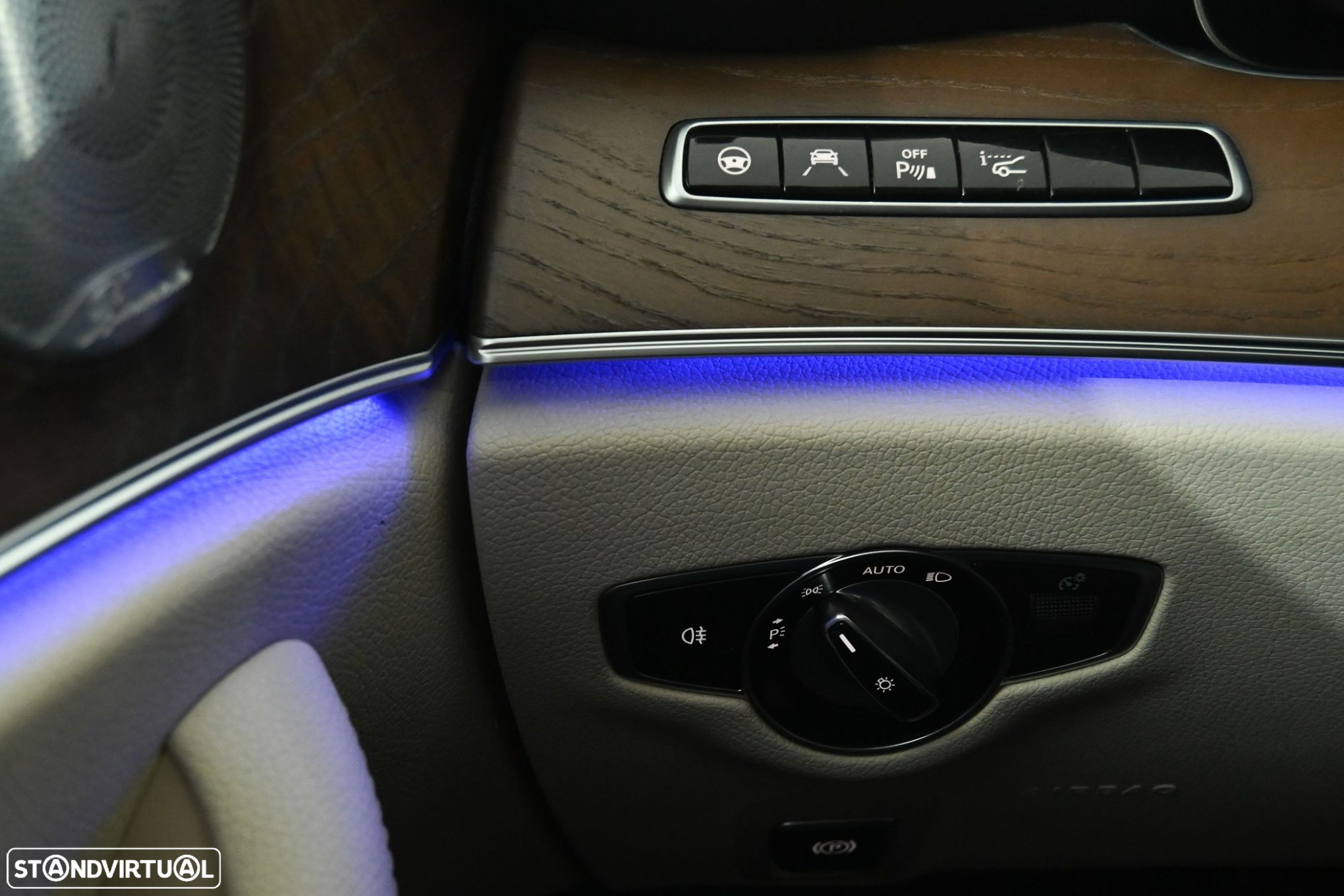 Mercedes-Benz E 400 d Avantgarde - 29