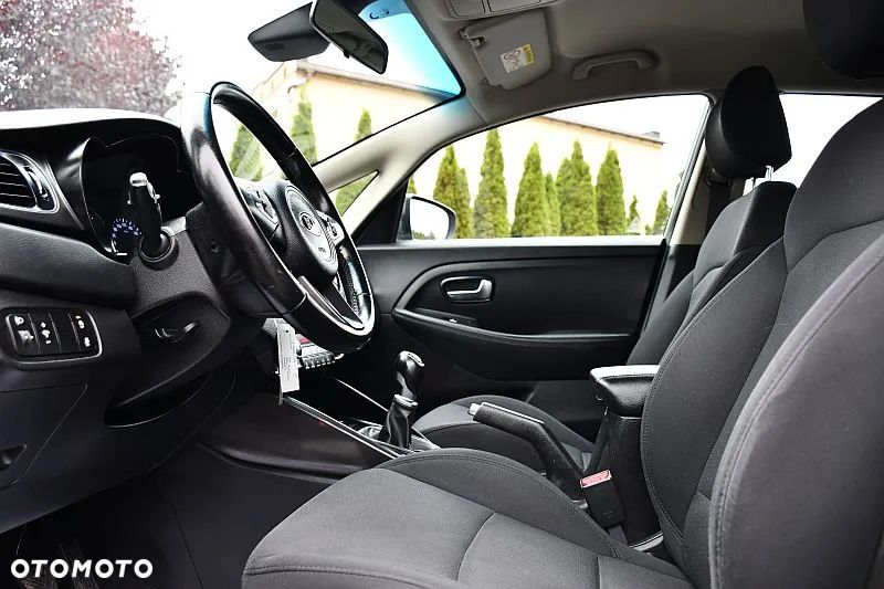 Kia Carens 1.6 GDI S 7os - 10
