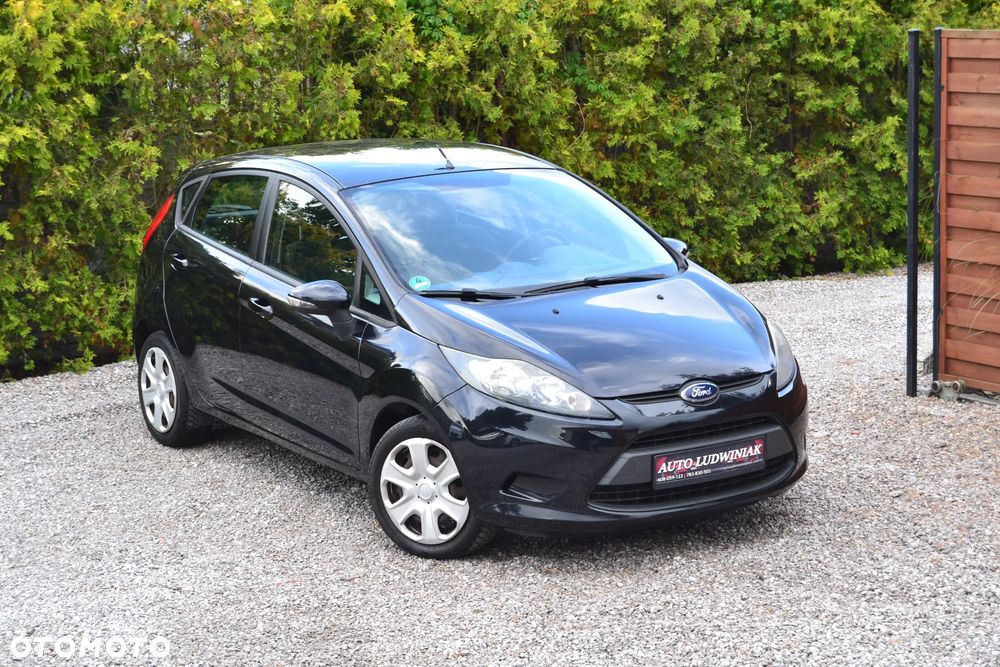 Ford Fiesta 1.25 Titanium - 10