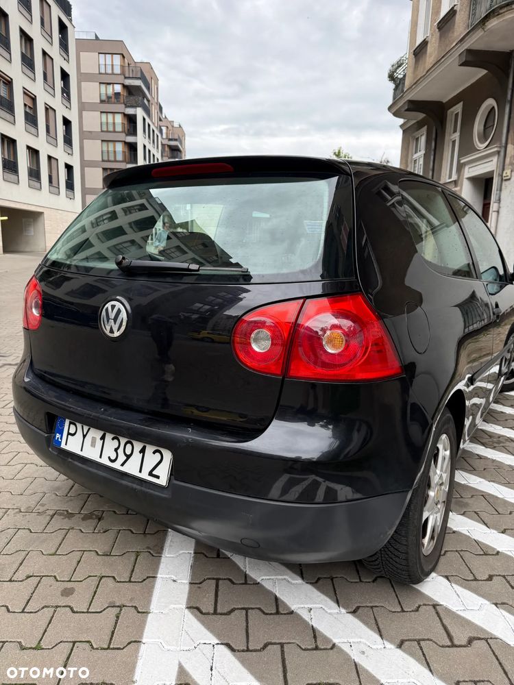 Volkswagen Golf 1.6 FSI Comfortline - 8
