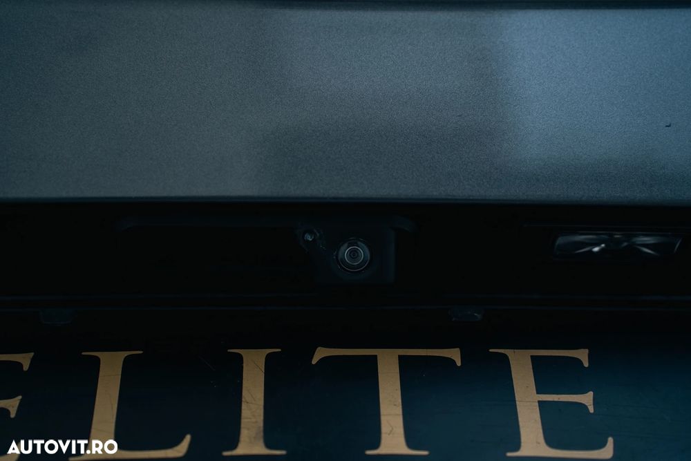 Volkswagen Touareg 3.0 V6 TDI 4Motion DPF Automatik - 30