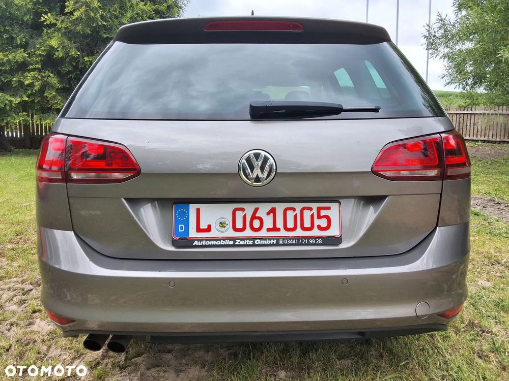 Volkswagen Golf 1.4 TSI (BlueMotion Technology) DSG Highline - 4