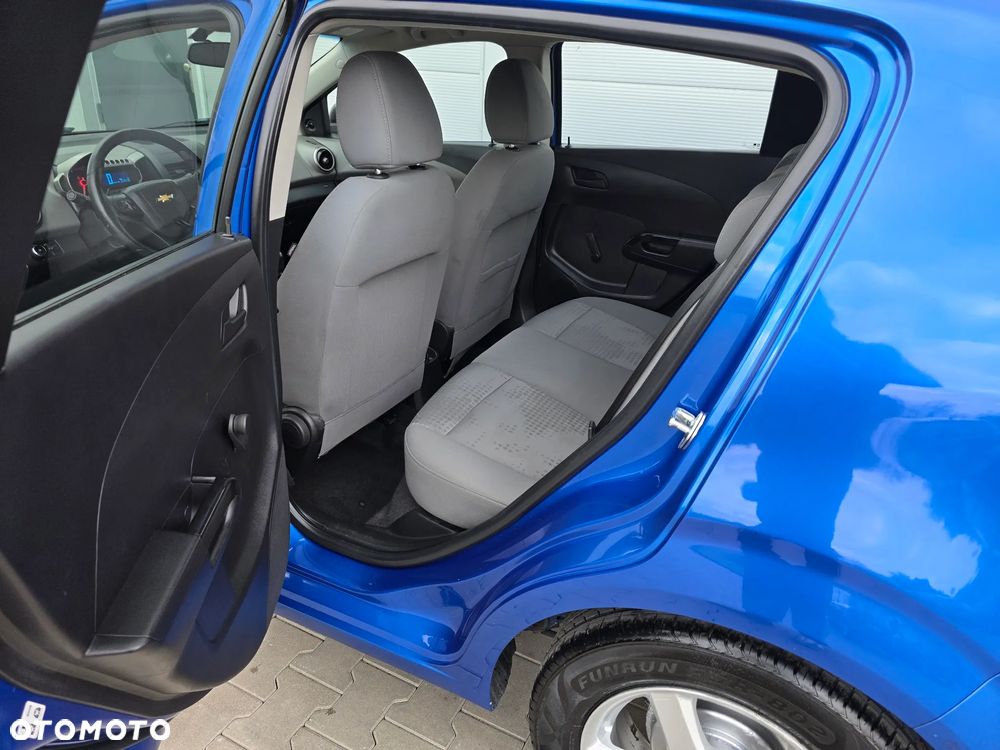 Chevrolet Aveo 1.2 LS - 14