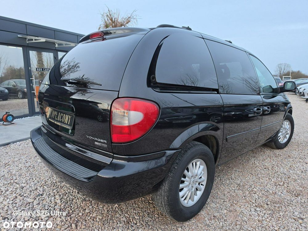 Chrysler Voyager - 25