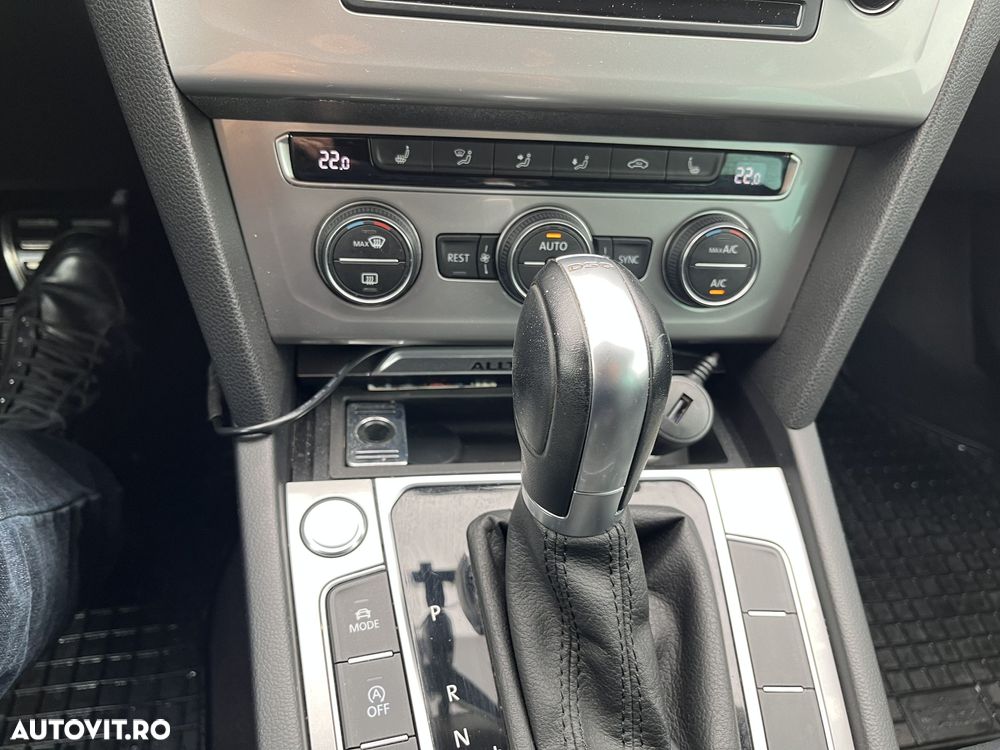 Volkswagen Passat Alltrack 2.0 TDI SCR 4Motion DSG (BMT) - 37