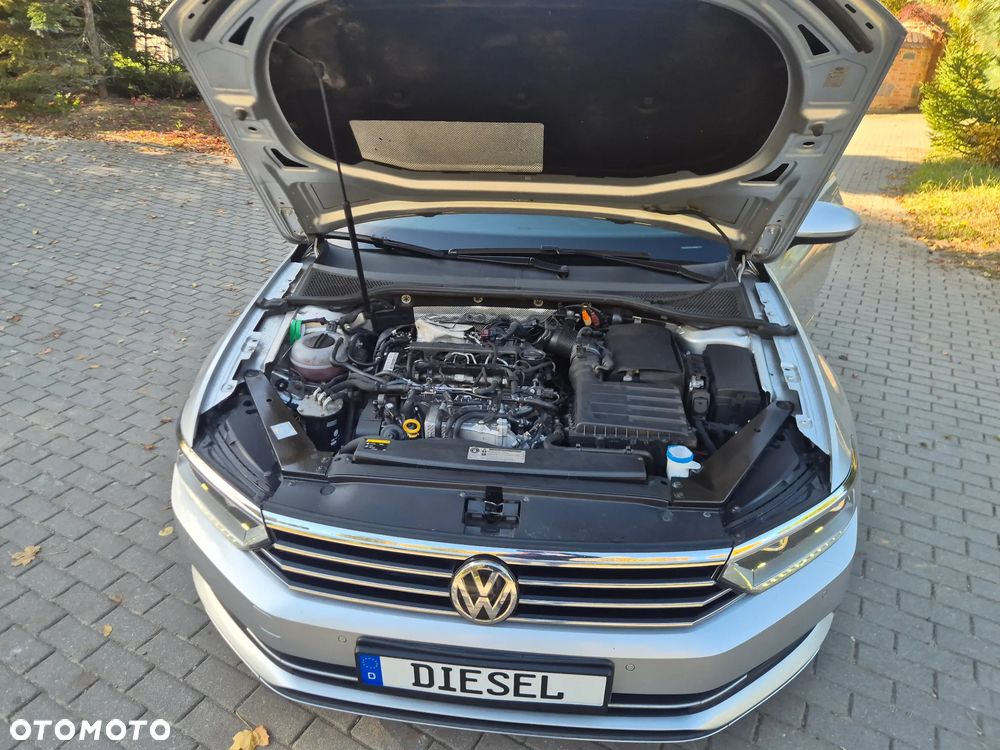 Volkswagen Passat 2.0 TDI BMT Highline DSG - 29