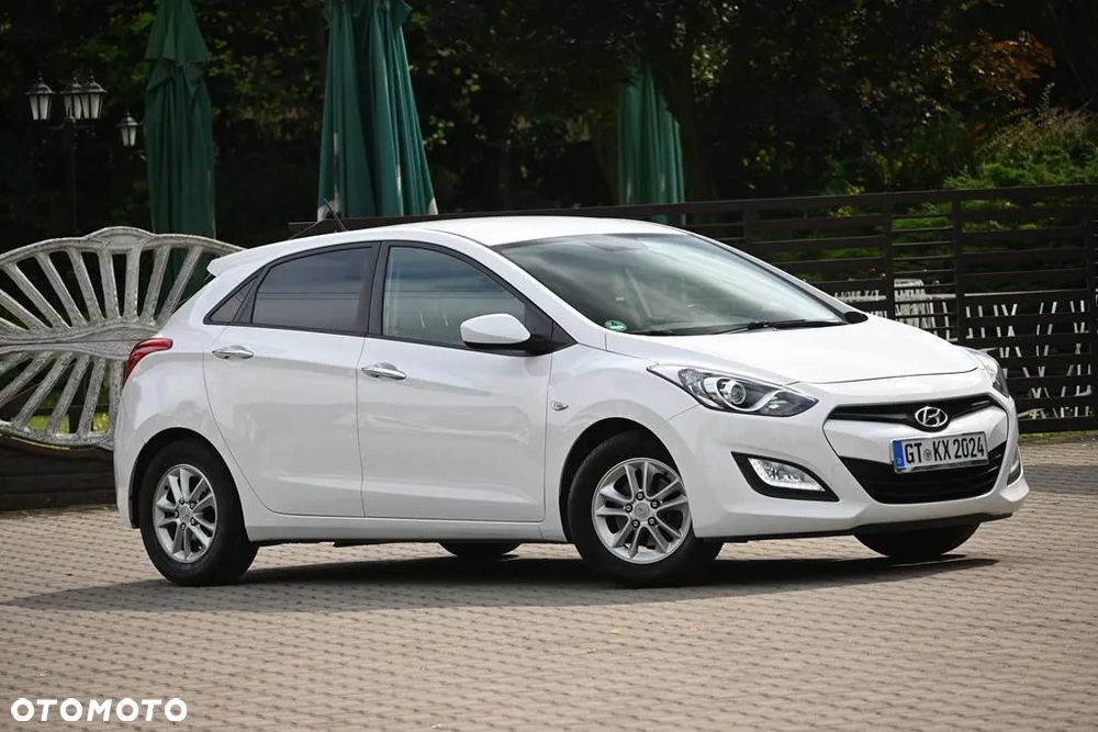Hyundai i30 i30cw 1.4 Style - 11