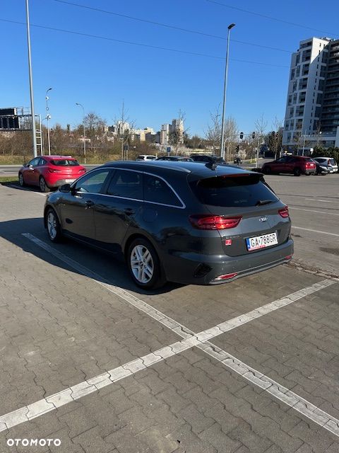 Kia Ceed 1.5 T-GDI M DCT - 4