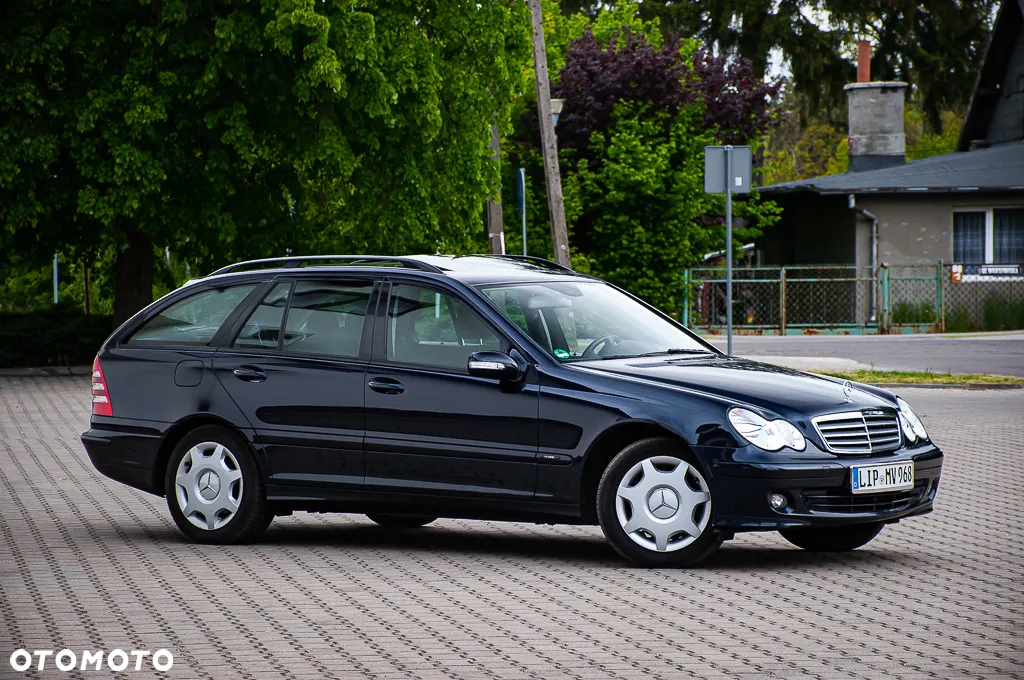 Mercedes-Benz Klasa C 180 T Kompressor Avantgarde - 25