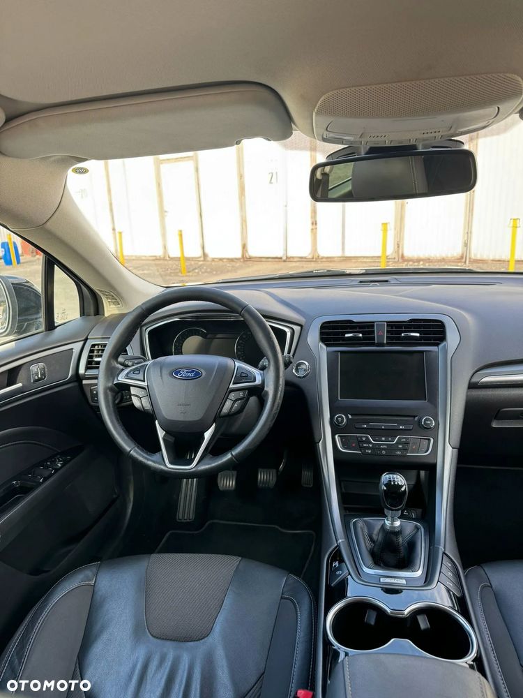 Ford Mondeo 2.0 TDCi Titanium - 24