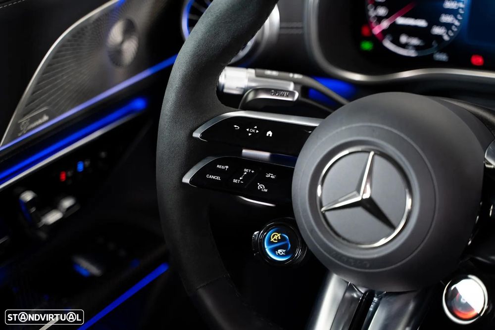 Mercedes-Benz AMG GT 63 PRO 4MATIC+ Speedshift.MCT 9G - 29