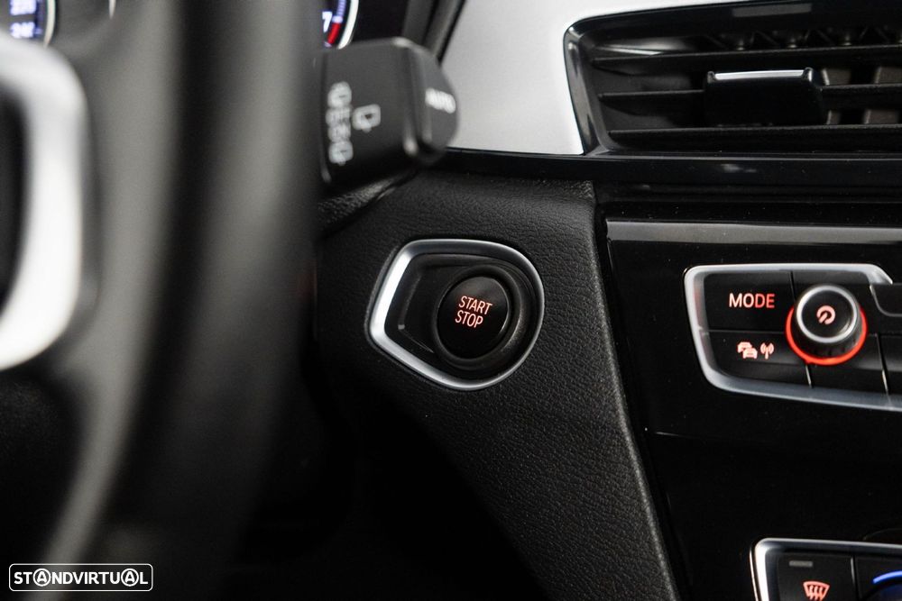 BMW X1 25 e xDrive Corporate Edition - 22