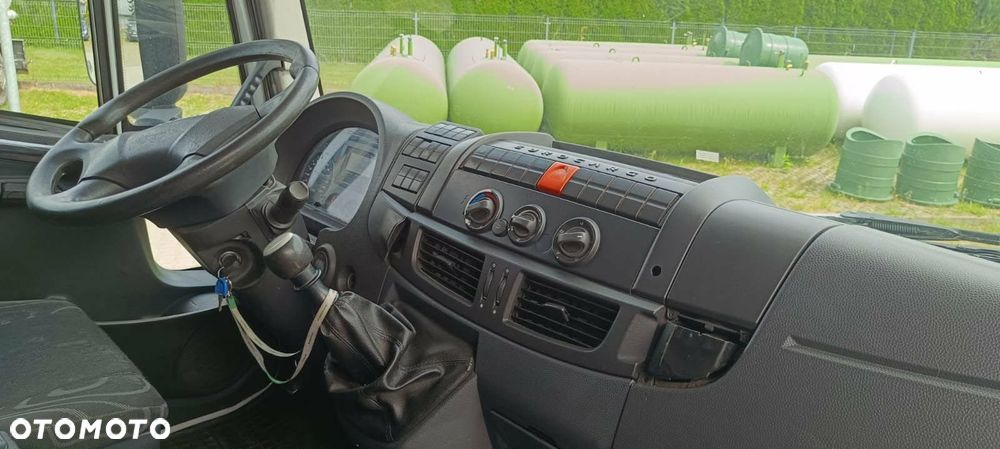 Iveco 120E21 - 12