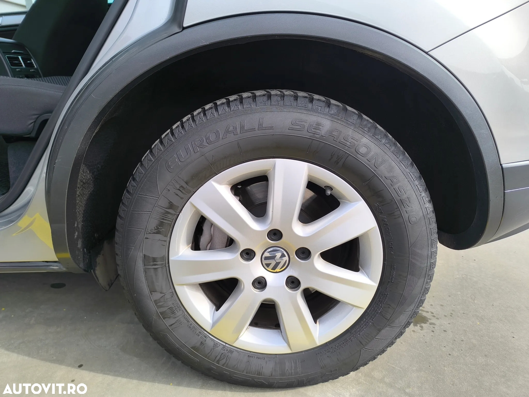 Volkswagen Touareg 3.0 V6 TDI BMT - 16