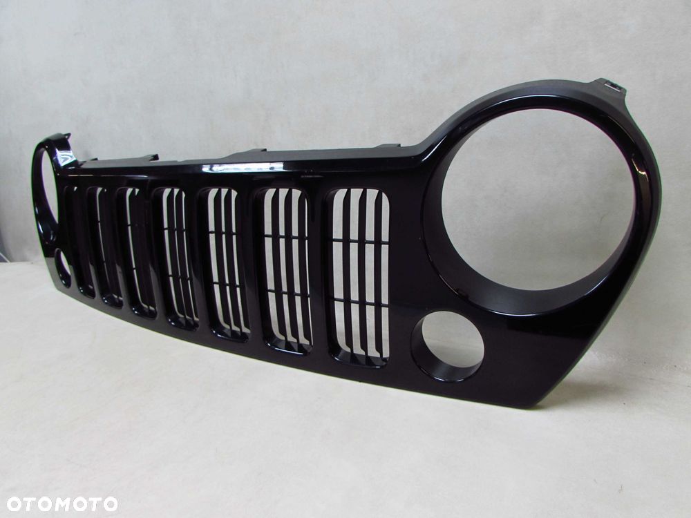 JEEP CHEROKEE KJ LIBERTY LIFT 04-07 GRILL ATRAPA CHLODNICY - 2