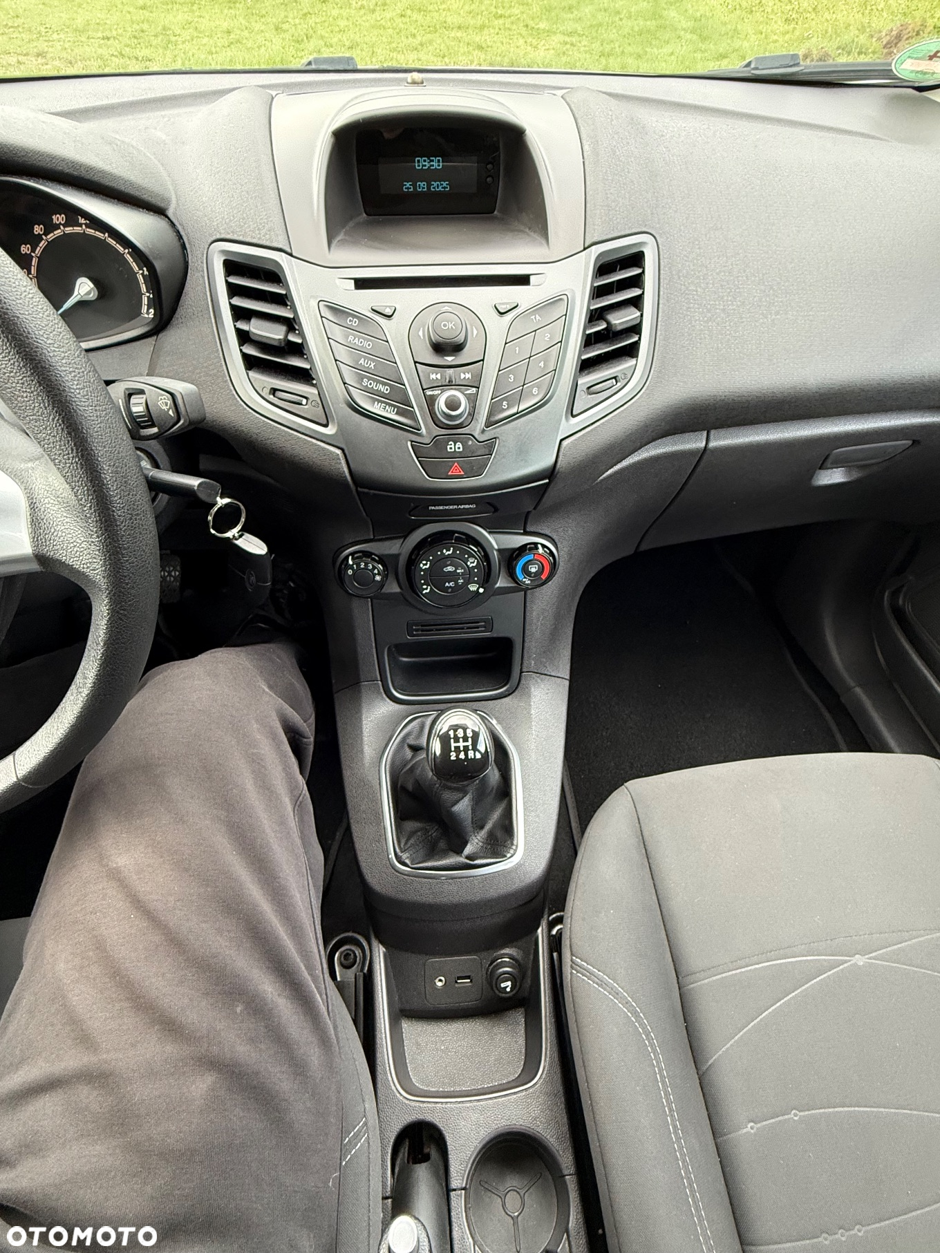 Ford Fiesta 1.25 Silver X (Trend) EU5 - 37
