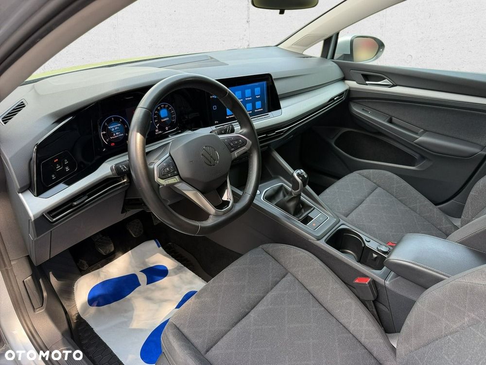 Volkswagen Golf - 12