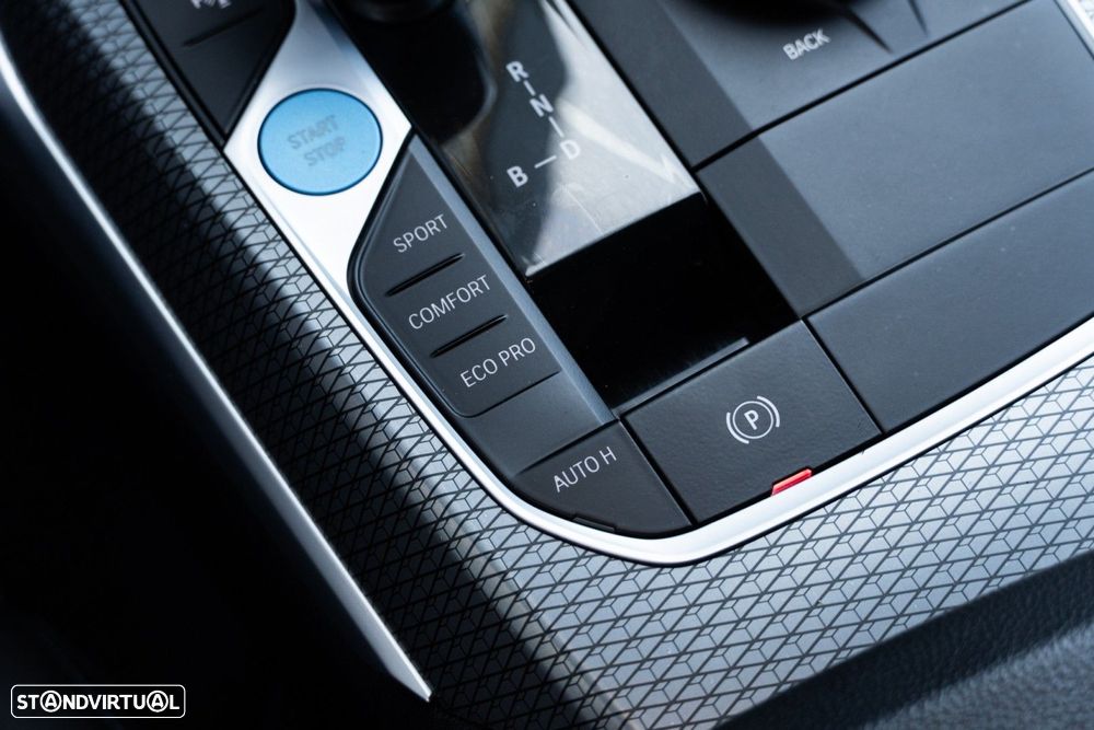 BMW i4 M50 - 30