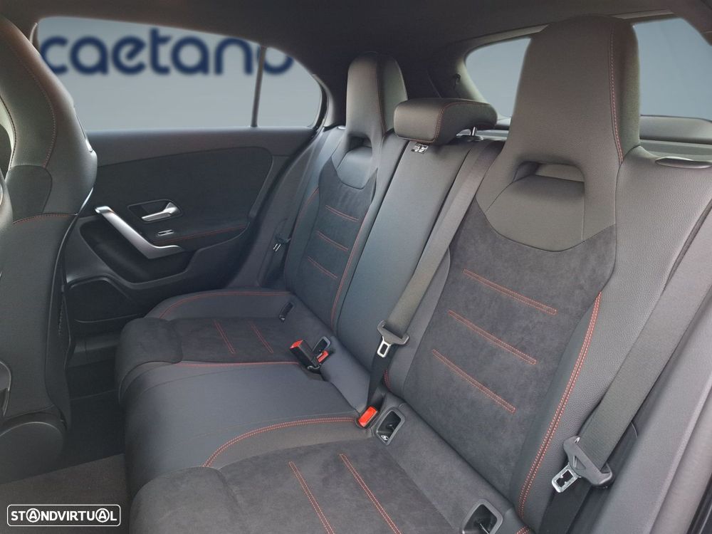 Mercedes-Benz A 250 e - 14
