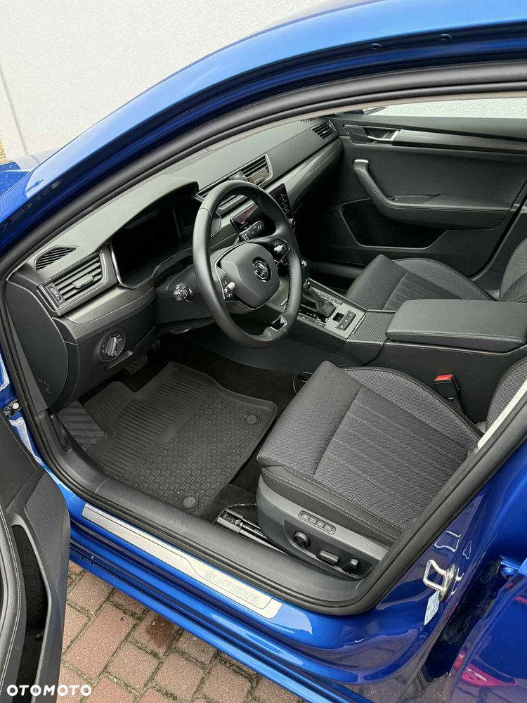 Skoda Superb 2.0 TDI SCR 4x4 Style DSG - 6