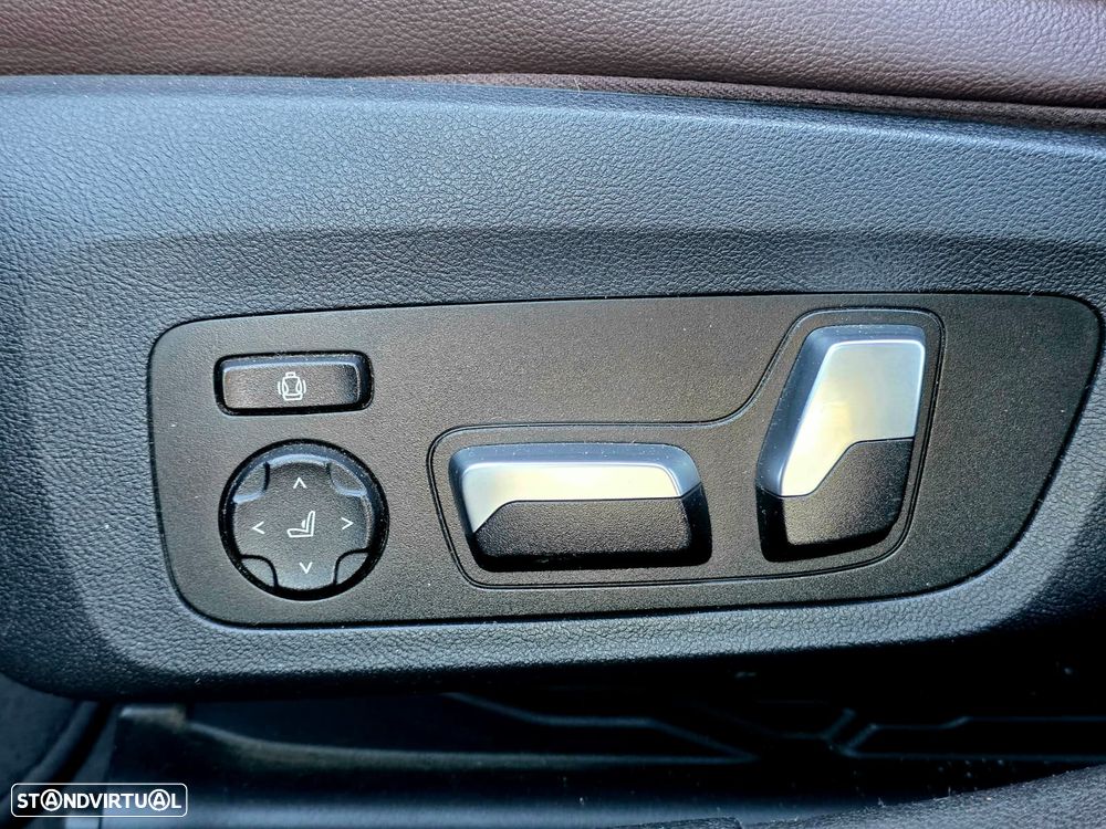 BMW 320 d Line Luxury Auto - 7