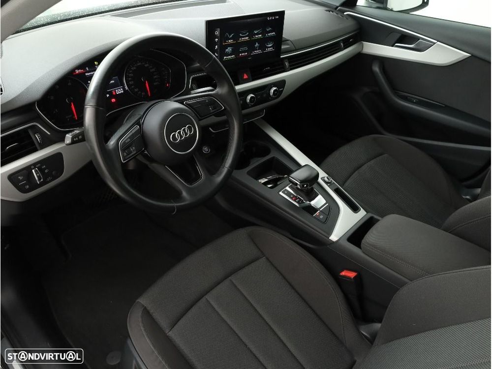 Audi A4 35 TDI S tronic - 23