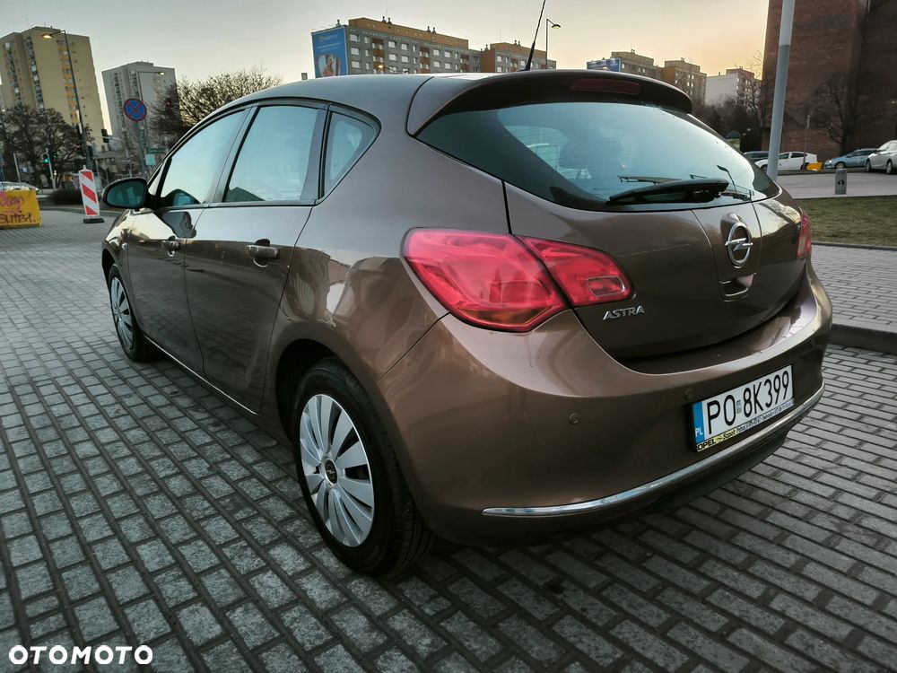 Opel Astra - 3