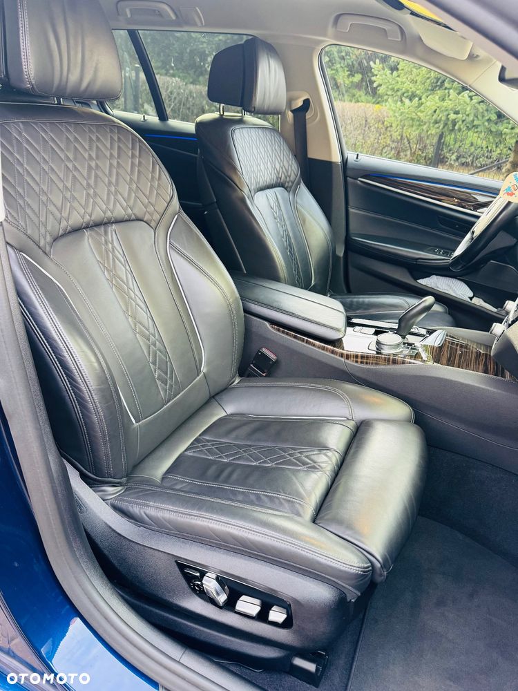 BMW Seria 5 520d xDrive Luxury Line - 12