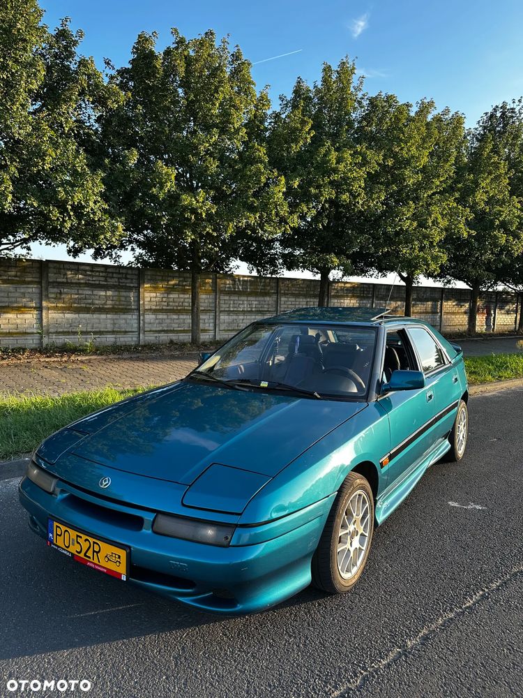 Mazda 323F - 3