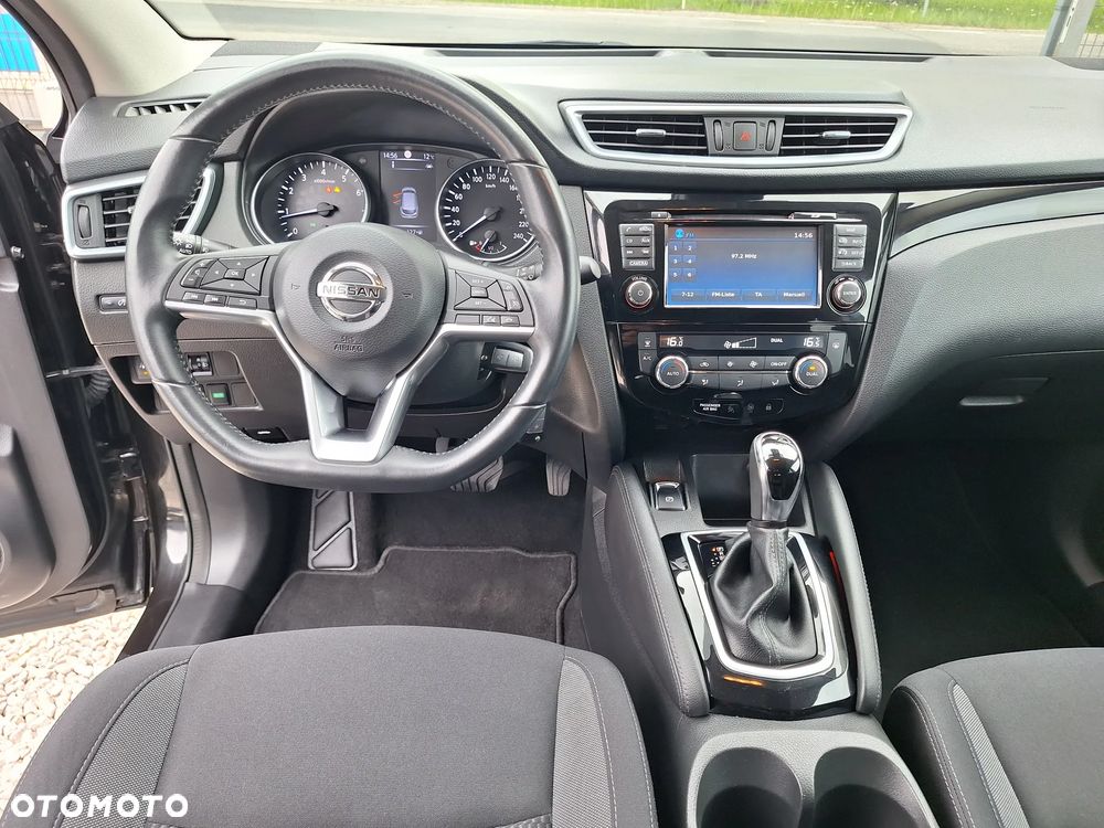 Nissan Qashqai 1.2 DIG-T Tekna Xtronic - 32