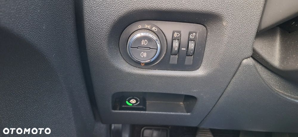 Opel Corsa - 17