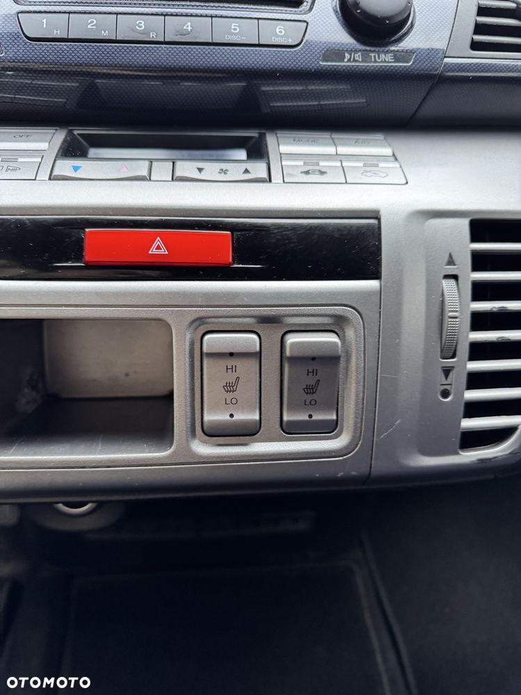 Honda FR-V - 5
