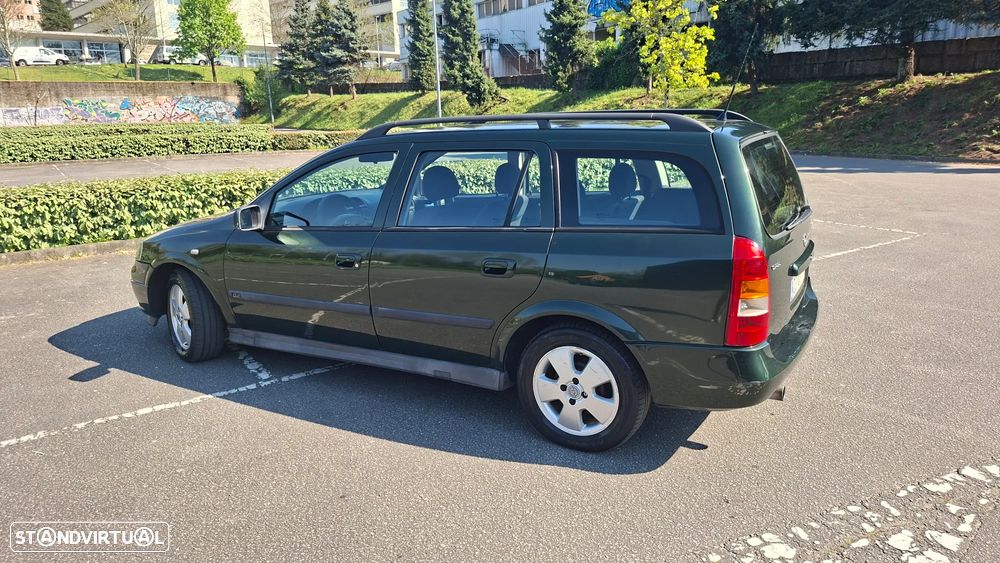 Opel Astra Caravan 1.2 Selection - 1