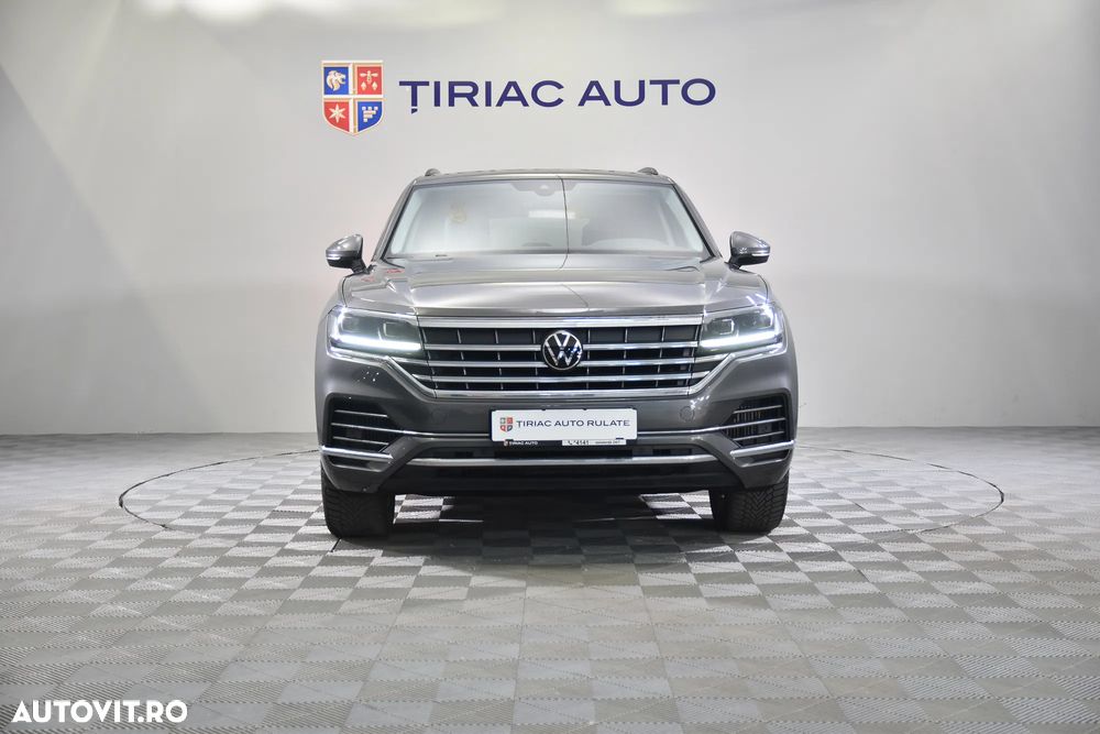 Volkswagen Touareg - 9