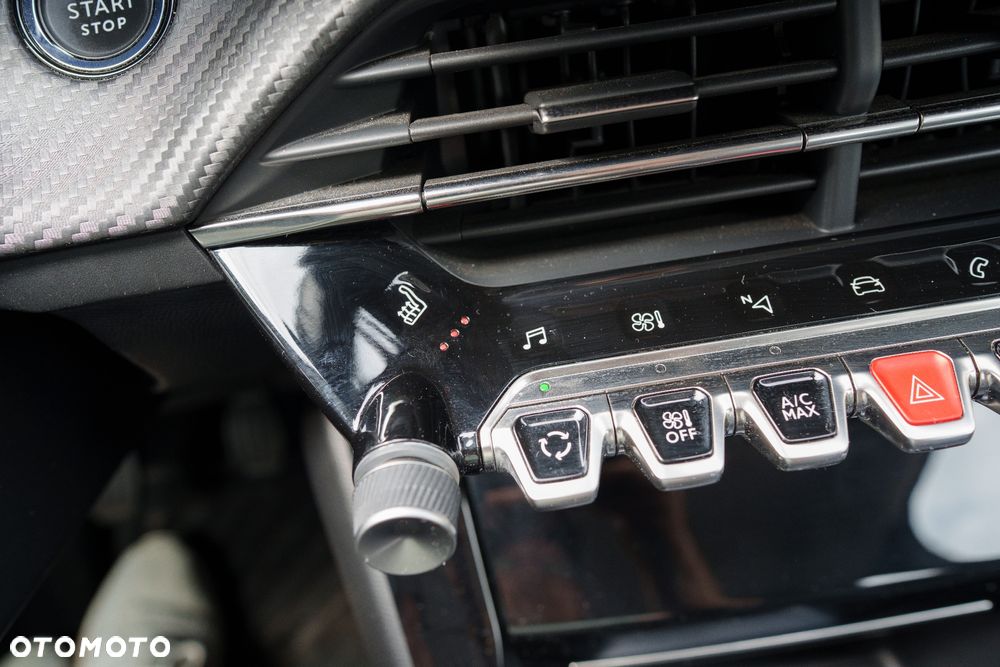 Peugeot 2008 PureTech 130 Allure - 15