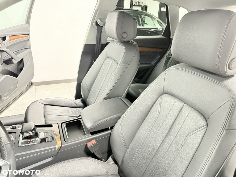 Audi Q5 45 TFSI quattro S tronic design - 40