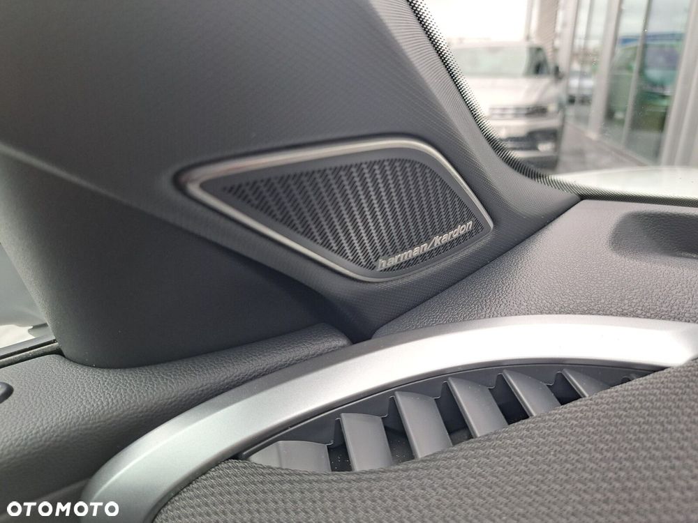 Volkswagen T-Roc 1.5 TSI R-Line DSG - 24