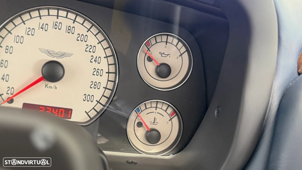 Aston Martin DB7 Vantage Volante - 29