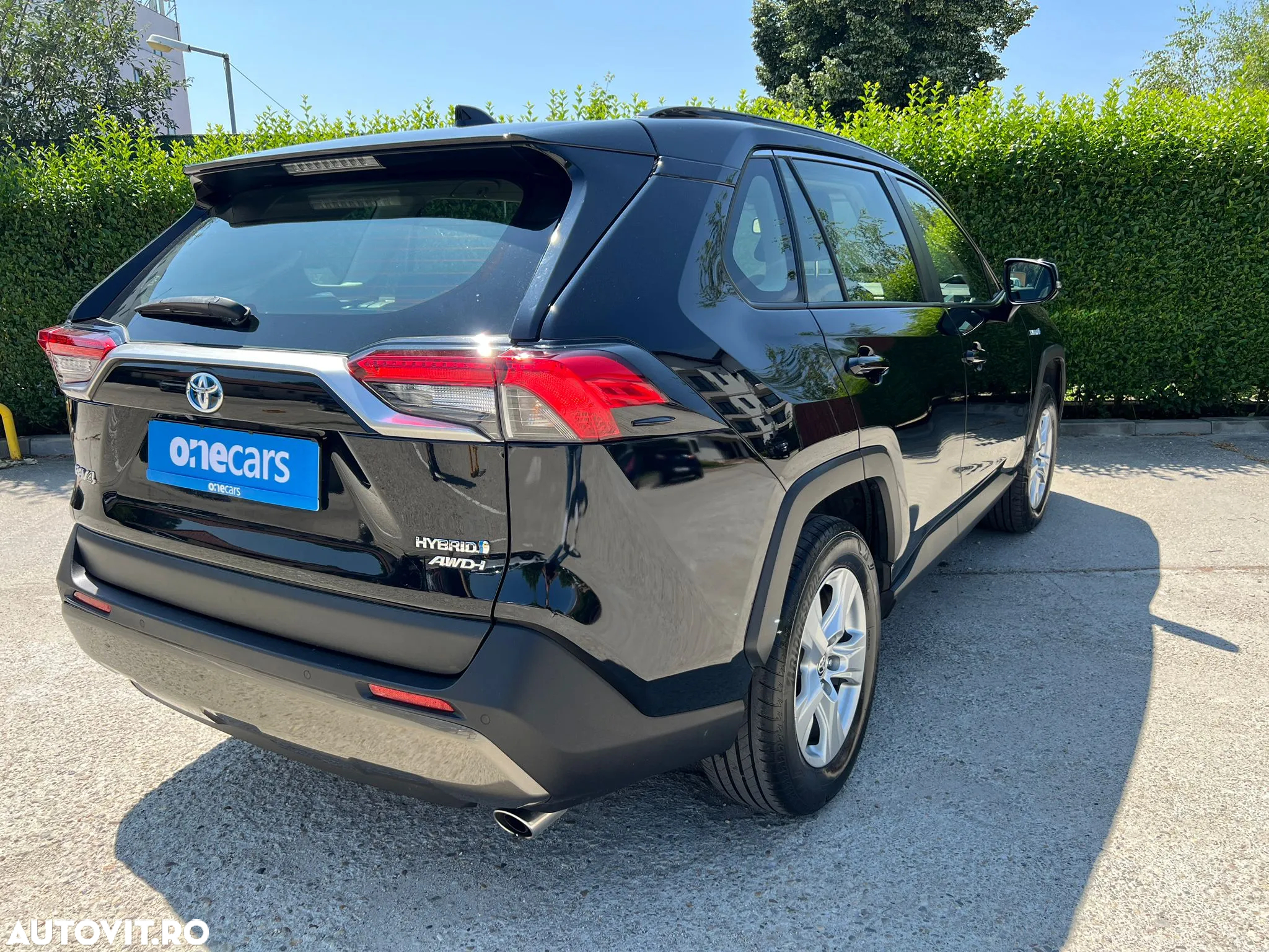 Toyota RAV4 - 11