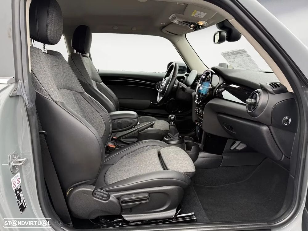 MINI 3 Portas One Classic - 3