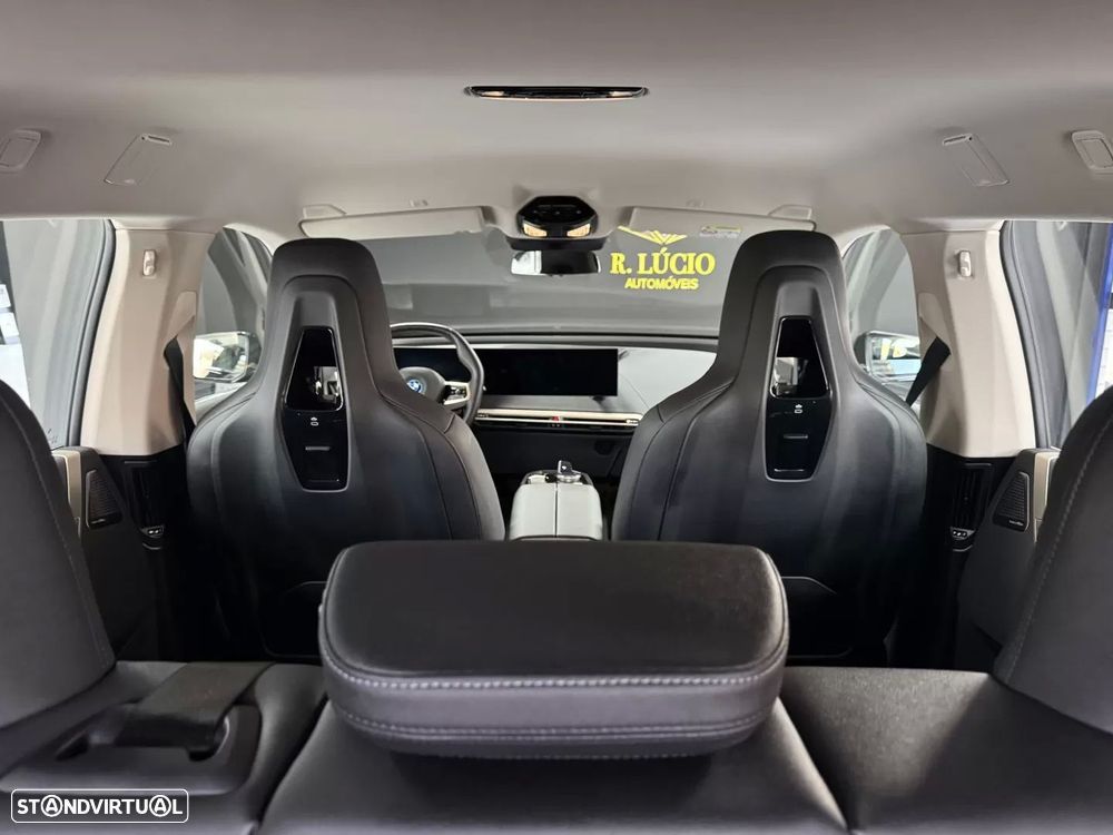 BMW iX xDrive 40 Pack Desportivo - 19