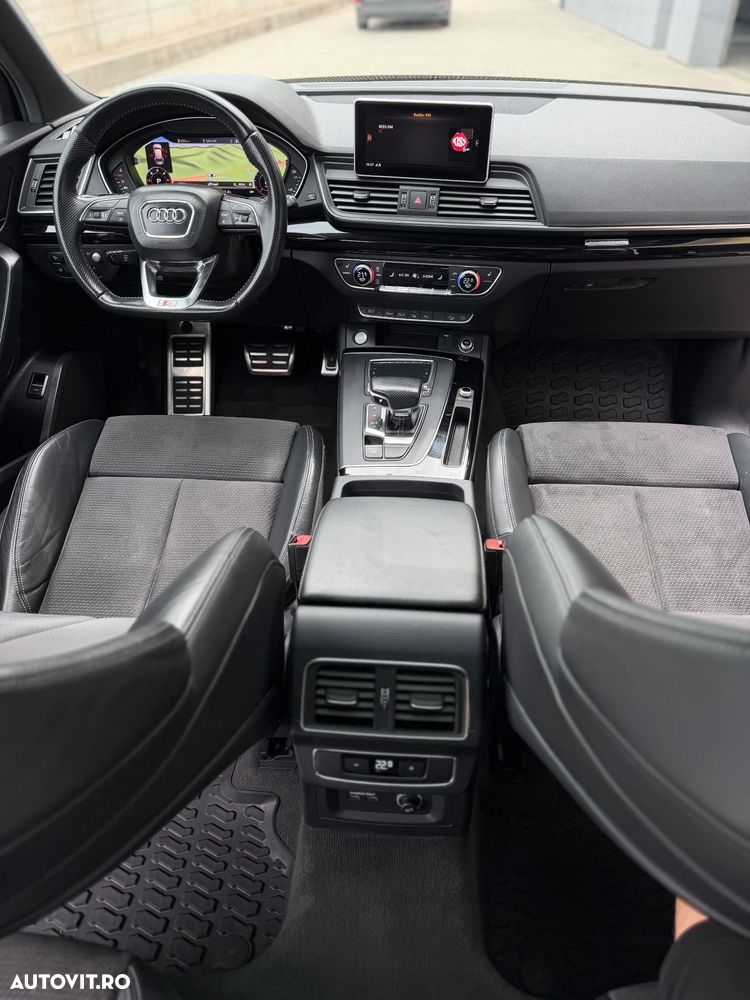 Audi Q5 2.0 40 TDI quattro S tronic Design - 6