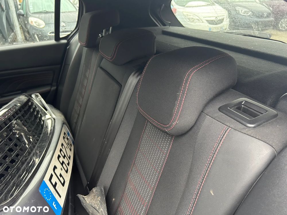 Peugeot 308 - 14