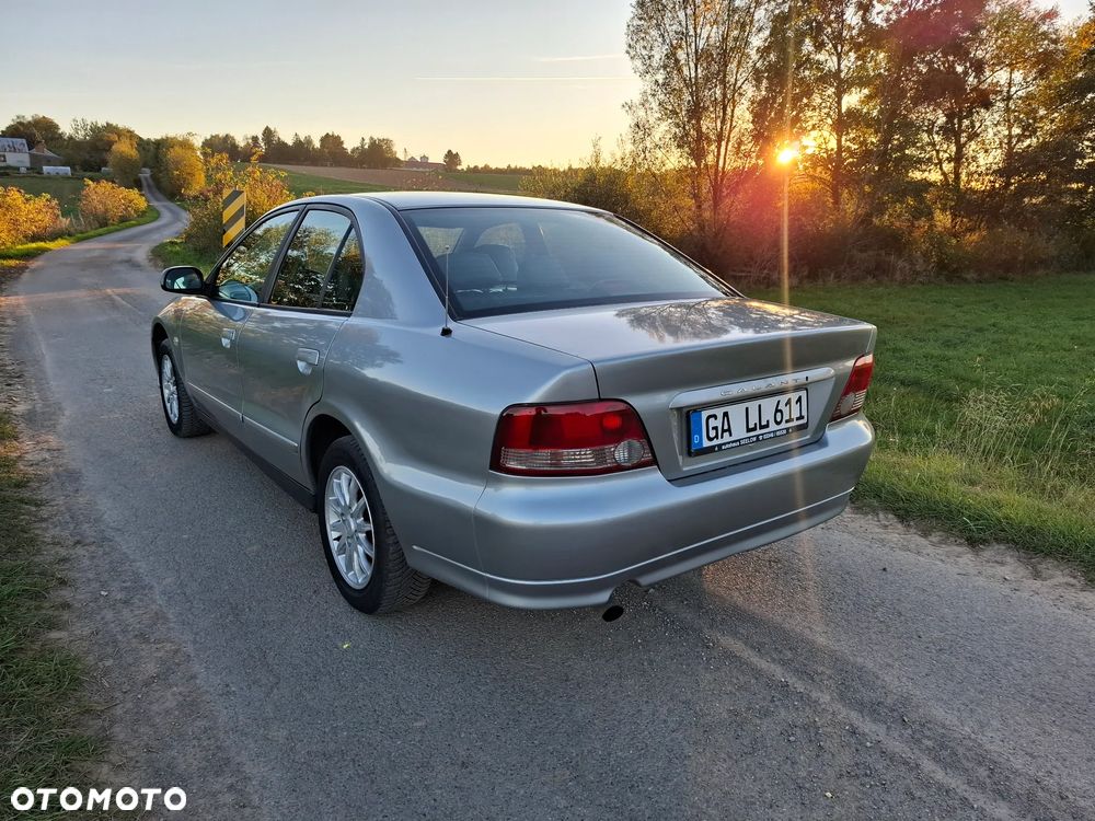 Mitsubishi Galant 2000 photo 4