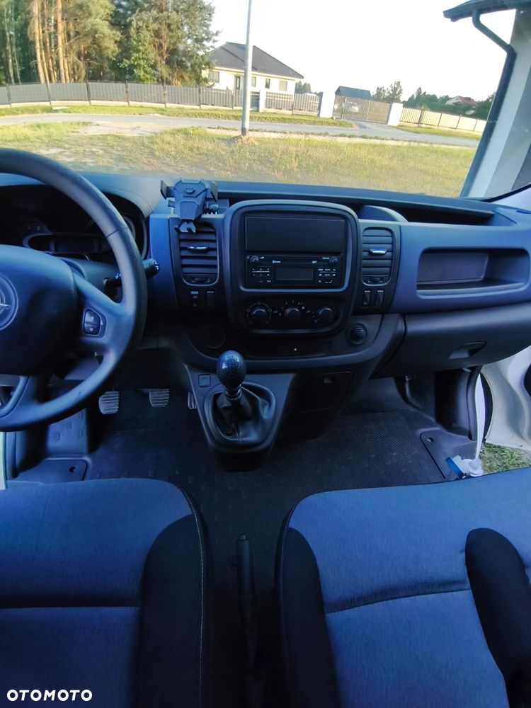 Opel Vivaro - 35