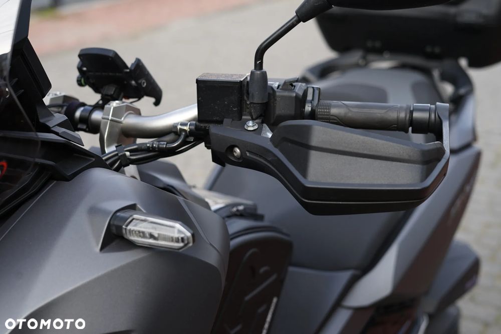 Honda ADV350 - 28